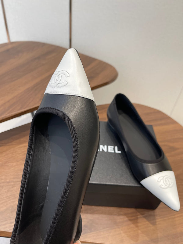 CC 26s Ballet Flats Black White Lambskin 624237