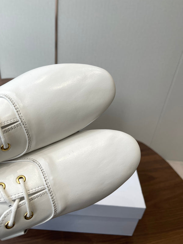 CL Ballet Lace-Up Shoe White Lambskin 790670