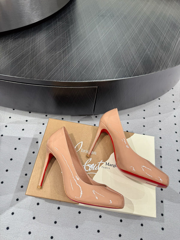 CL x Margiela 25 Pumps Beige 10cm Patent Leather 296037