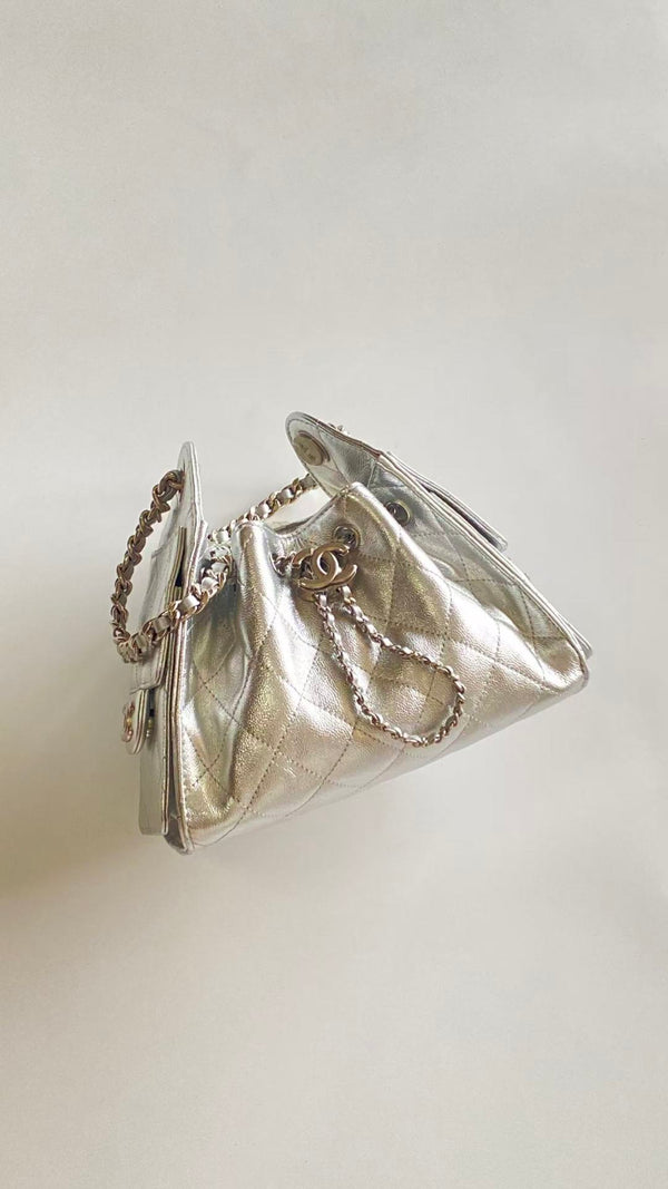 CC 2025 Hobo Bag Silver 22cm Metallic Grained Calfskin