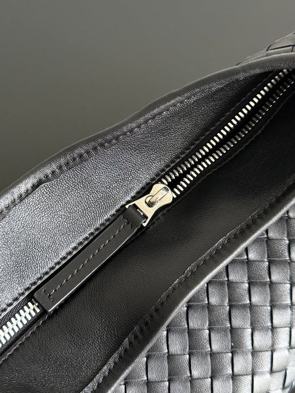 BV 25s Veneto Bag 38cm Black Calfskin Hardware