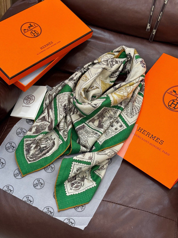 HM 25s Velvet Square Scarf 140cm Light Beige Green Cashmere Silk 970937
