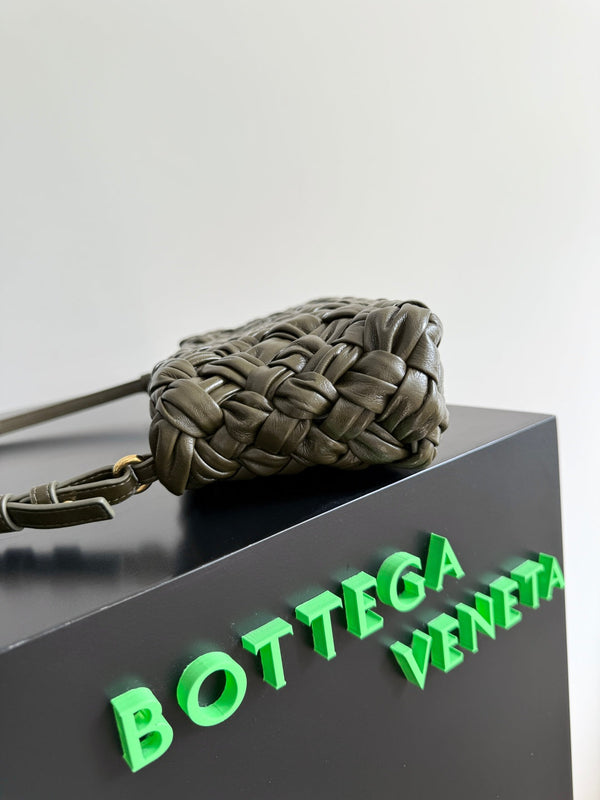 BV Kalimero chacha Bag 28.5cm Olive Leather