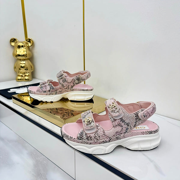 CC 25 Sandals Pink Pearlescent Sheepskin 312943