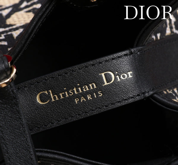 CD Toujours Bag 29 Diamond Black Beige Leather