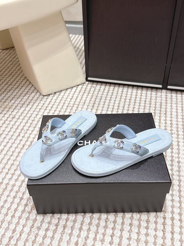 CC 26s Flip-Flop Light Grey Blue Sheepskin 632359