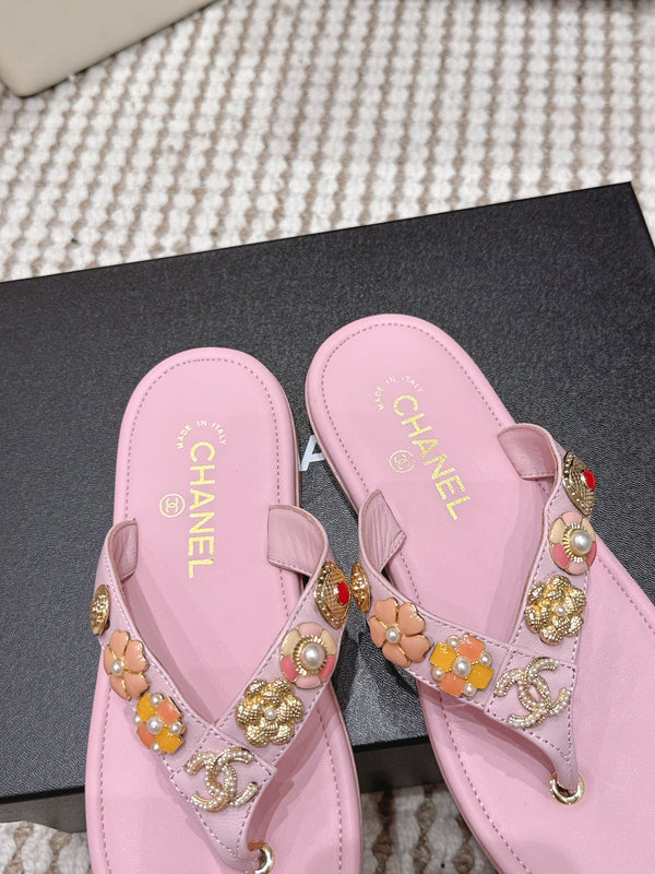 CC 26s Flip-Flop Pink Sheepskin 632362