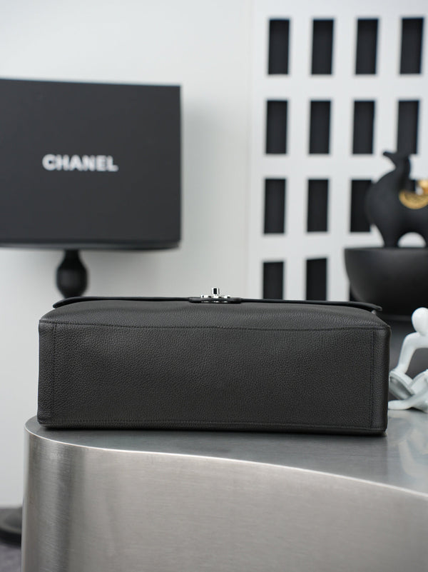 CC 26s Maxi Flap Bag 39cm Black Calfskin SHW