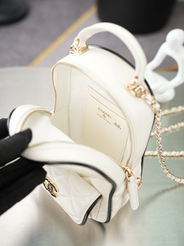CC π¨π·ππππ Mini Backpack White Lambskin