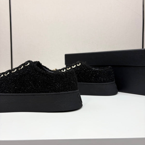 CC25 Lace-up Sneakers Black Fabric And Patent Leather 352501