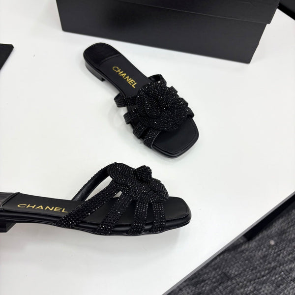 CC 25 Camellia Open Flat Mule Black Stone Grain And Sheepskin 368851