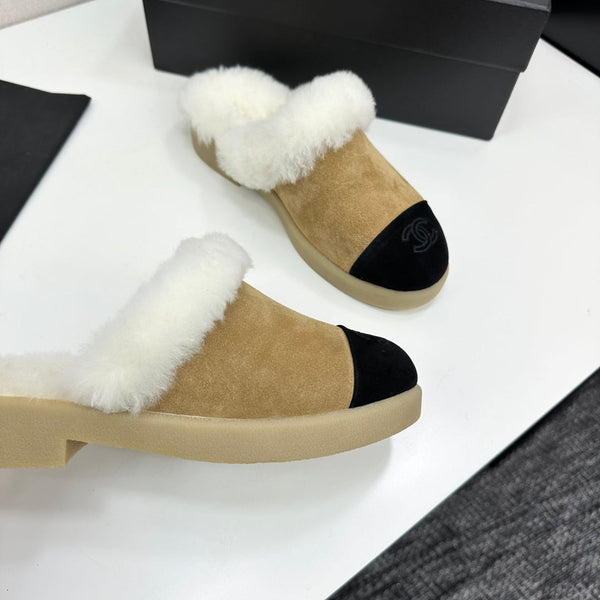 CC furry mule beige black suede and wool 532576