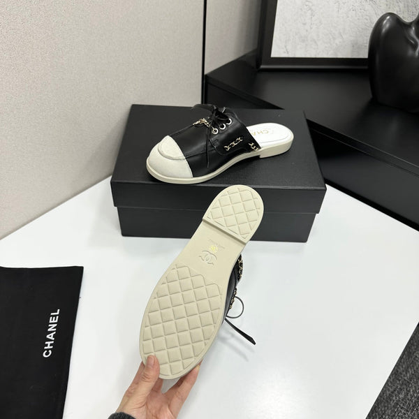 CC 26s Mules Flat Black Leather Suede 109164