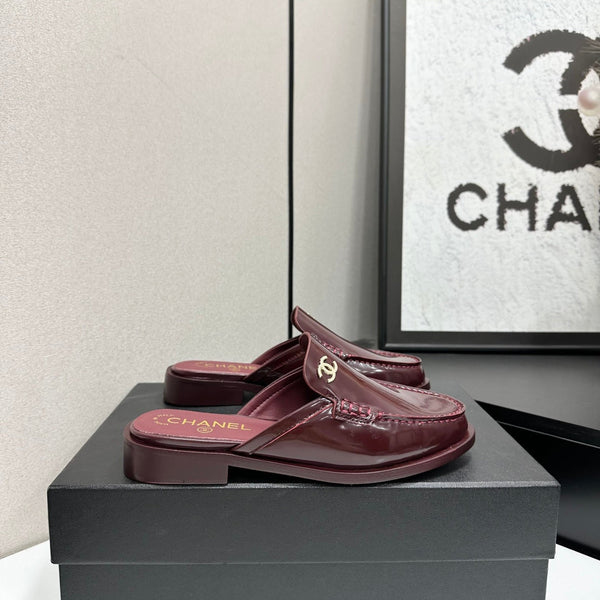 CC SS 2026 Pre Loafer Sandal Burgundy Calfskin 630476