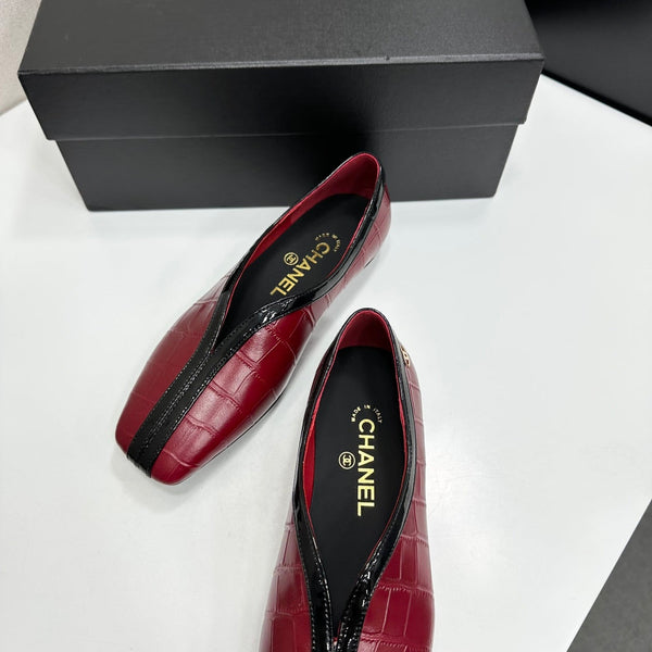 CC 26s Ballet Flats Burgundy Glossy Crocodile Embossed Calfskin 743142