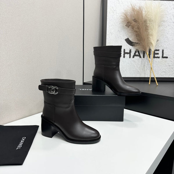 CC FW 2026 Ankle Boot Dark Coffee Cowhide 925669