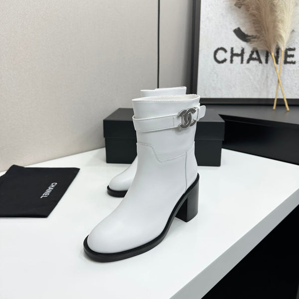 CC FW 2026 Ankle Boot White Cowhide 925670