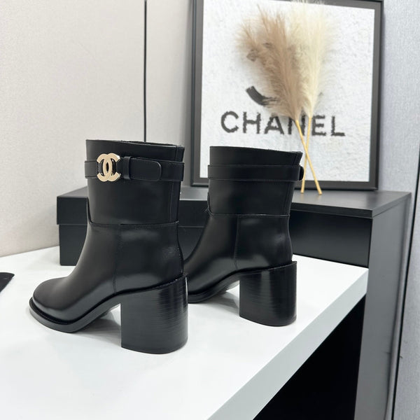CC FW 2026 Ankle Boot Black Cowhide 925672