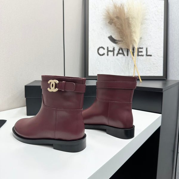 CC FW 2026 Ankle Flat Boot Burgundy Cowhide 925675