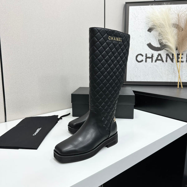 CC 26s Quilted Knee High Boots Black Leather 109242