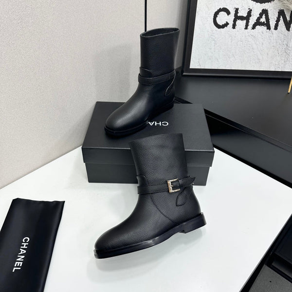 CC 26S Buckle Botines 3cm Black Grained Leather 109272