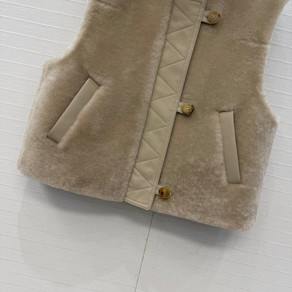 HM 26s Sleeveless Short Vest Beige Fabric & Fur 428595