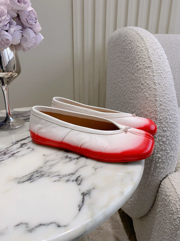 Maison Margie Split-Toe Ballet Flats Red White Cowhide 724743