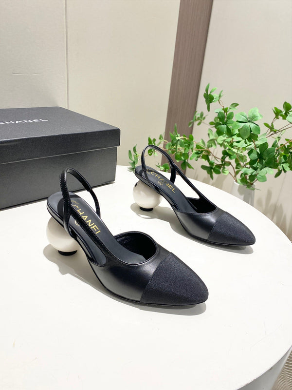 CC 26P Slingback Pearl-Shaped Heel 7cm Black Leather 767270