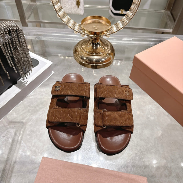 Miu Comfort Sandals Coffee Quilted Suede 751304