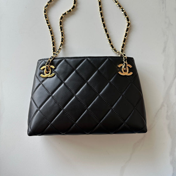 CC Mini Shopping Wine 24cm Black Quited Lambskin 292268