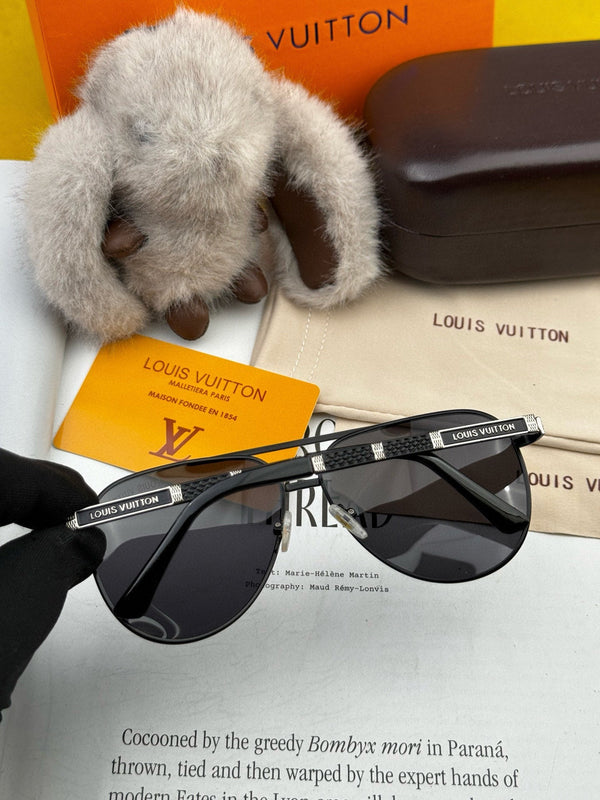 PILOT SUNGLASSES L66 IN BLACK METAL