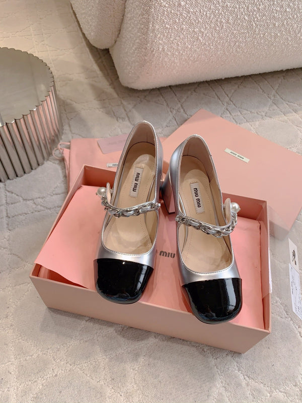 Miu Bicolor Cap-Toe Pumps 7.5cm Black Sliver Patent Leather 724258