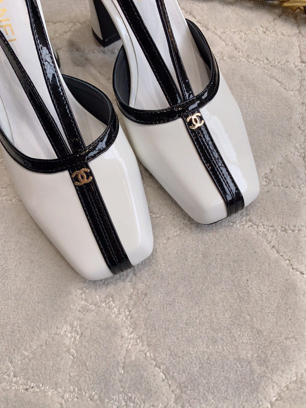 CC FW26 Square Cap Toe Slingback 8.5cm Black White Patent Leather 723690