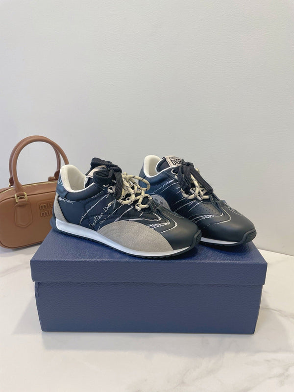 CD 26s D-Sketch Grey Dark Blue Suede Sheepskin 908095