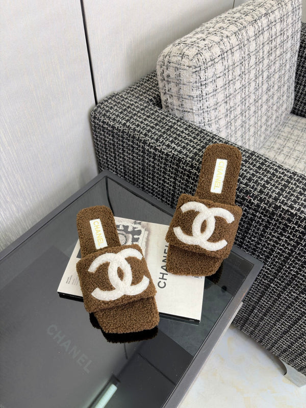CC 26s Shearling Square Toe Sandals Brown White Wool 128089