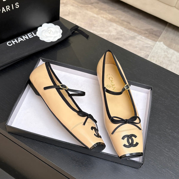 CC 26s Square Head Ballet Flat Beige Leather 847244