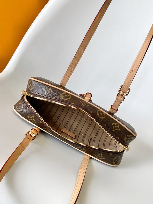 LV Hang On Handbag 26cm Brown Monogram Canvas GHW