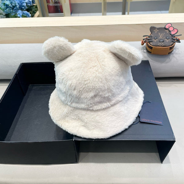 BUCKET HAT IN WHITE WOOL AND LAMB FUR 434940