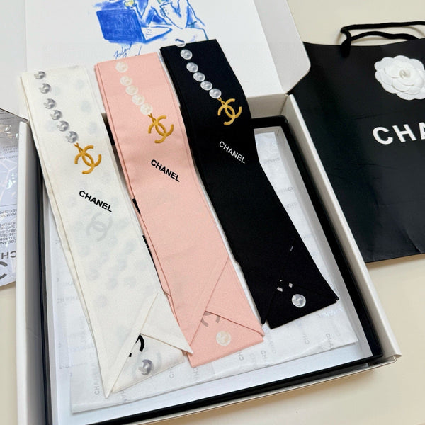 CC Twilly Mini Scarf 120cm White Mulberry Silk 949112