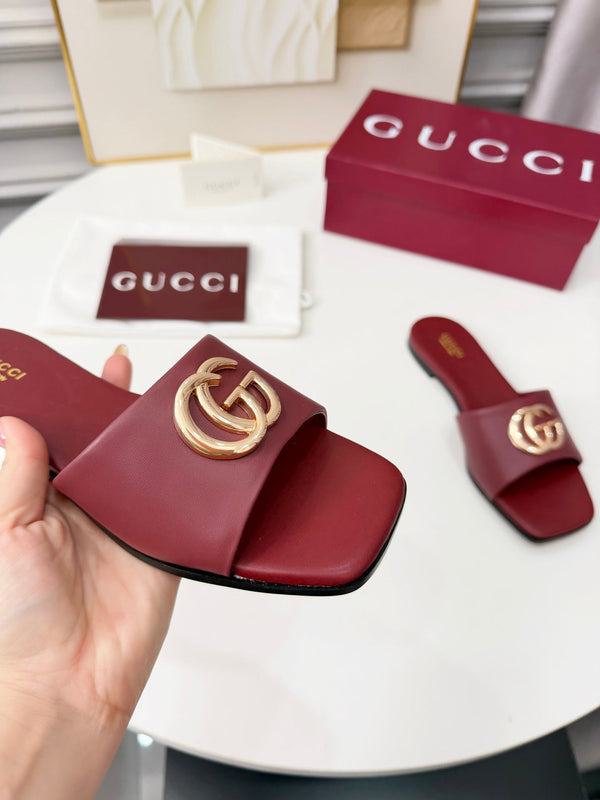 GG 2026 Early Spring Mule Burgundy Sheepskin 688520