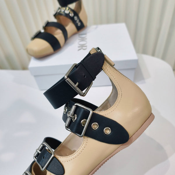 CD 26s Punk Ballet Flats Beige Leather 927874