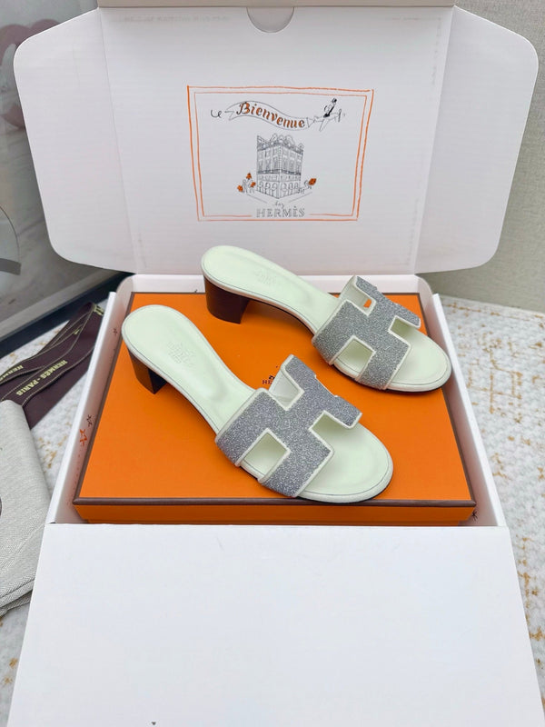 HM Oasis Sandals with Rhinestone White Cowhide 625269