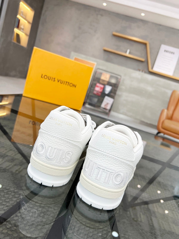 LV TRAINER SNEAKER WHITE CALFSKIN MIX CAMEL BEIGE SUEDE