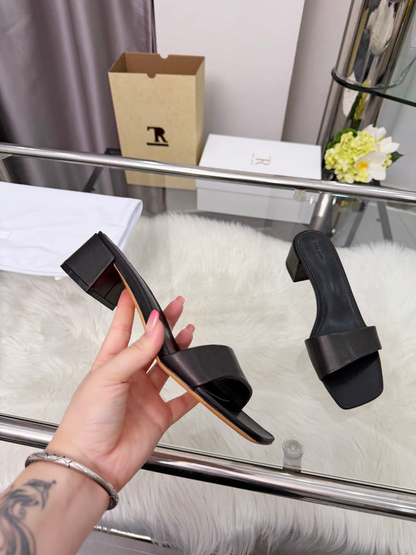 The Row New Chocolate Slide Black Lambskin 707567