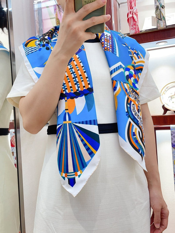 Haute Parure Scarf 90 CM In Blue Colorful Silk Twill 239535