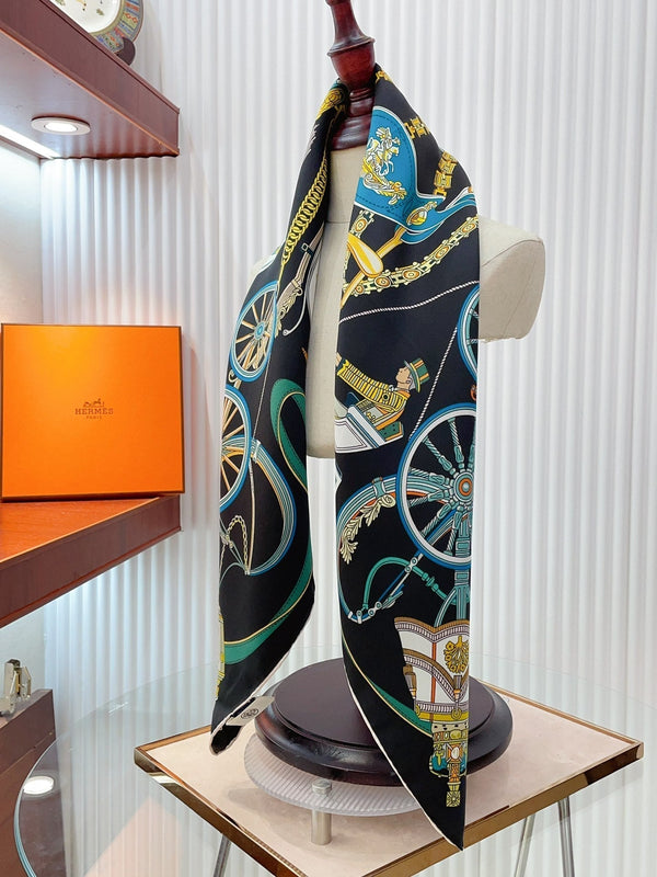 Stately Wheels Scarf 90 CM Black Colorful Silk Twill 312877