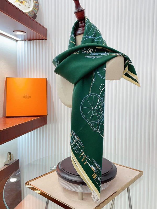 Complication Equestre Scarf 90 CM In Green Coloful Silk Twill 345899