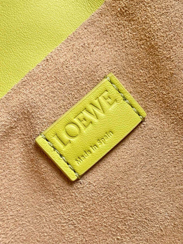 Loewe 2025 Flamenco Lucky 30cm Bag Meadow Green Nappa Calfskin 274605