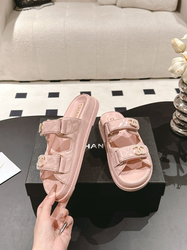 cc 25p logo with pearl mule sandal pink leather 237580