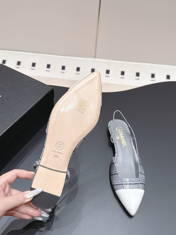 CC 26s Flat Pointed-Toe White Grey Crocodile Embossed 922682